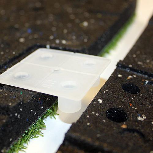 GymGear 30mm Green Turf Tile (1m x 0.5m) - Image 9